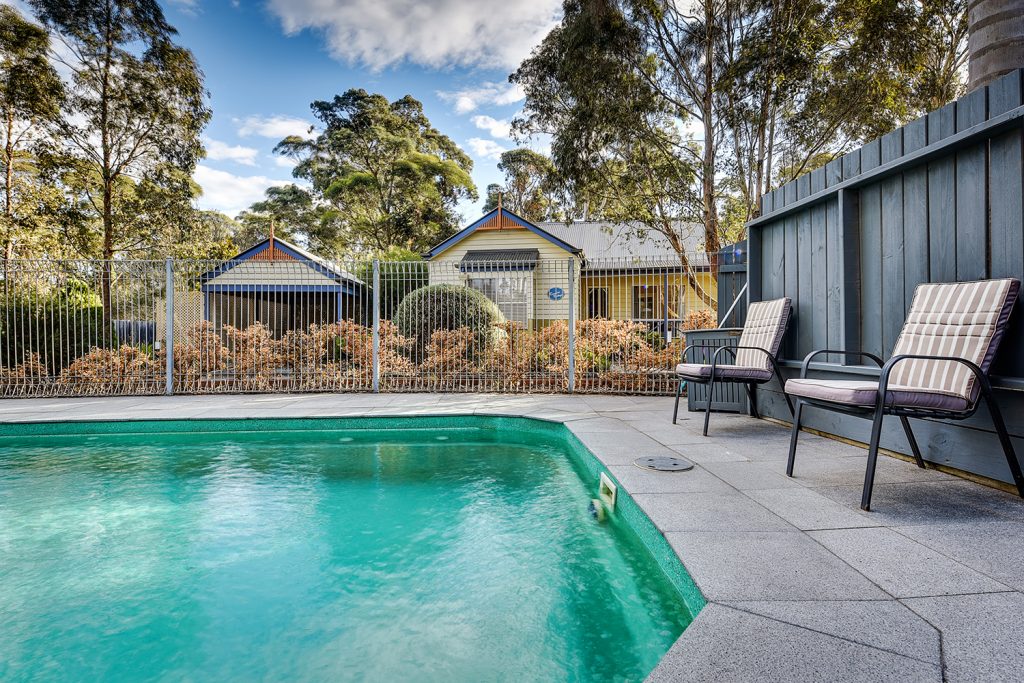 Waverley House Cottages Sydney Melbourne Touring